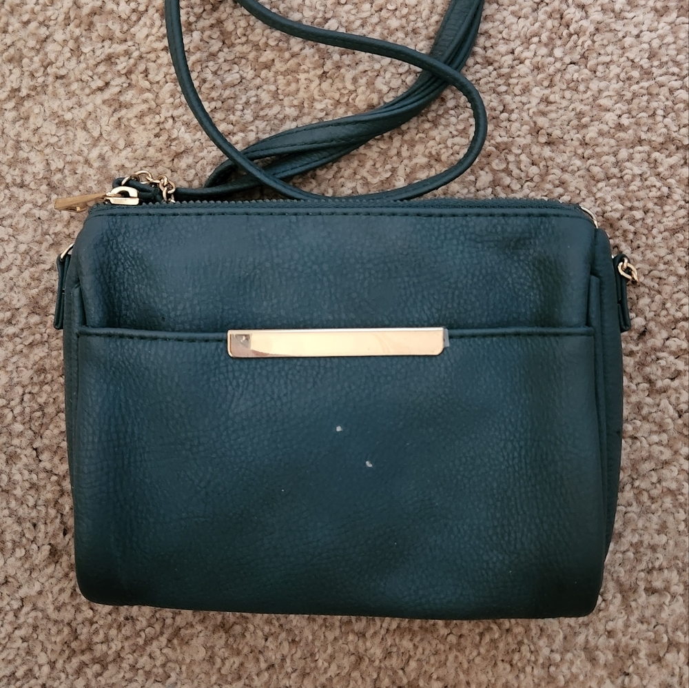 🛍 Safe Keeper Crossbody Bag